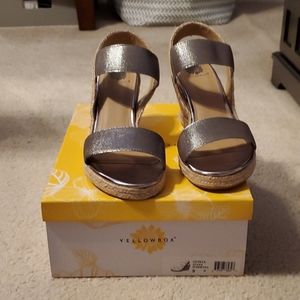 Yellow box espadrilles